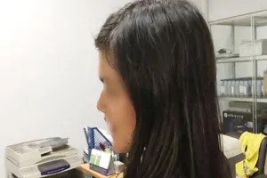 Bé gái 13 tuổi bị bán vào quán cà phê 'đèn mờ' 