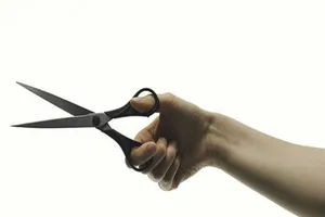 Đồng Nai: Vợ đâm chết chồng trước mặt hai con