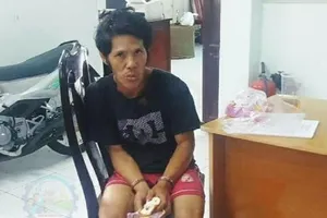 Bị phát hiện, tên trộm dùng dao truy sát chủ nhà