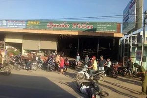 Cha và con gái chết thảm trên đường đi khám bệnh