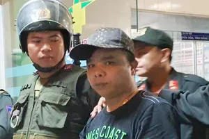 Thông tin mới vụ trăm cảnh sát vây bệnh viện bắt nhóm đòi nợ