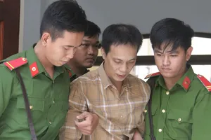 Tử hình người truy sát cha mẹ của tình địch