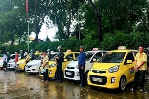 7 tài xế tấn công 1 lái xe ở cổng bệnh viện Đồng Nai 