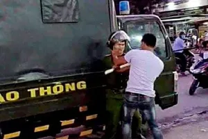 Đồng Nai: Tấn công cảnh sát để 'giải cứu' xe vi phạm