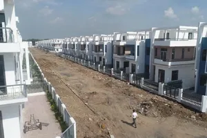 Lãnh đạo tỉnh Đồng Nai chỉ đạo xử lý 500 căn nhà xây 'lụi'