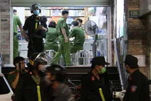 Công an thông tin việc khám xét 2 nhà thuốc lớn nhất Đồng Nai