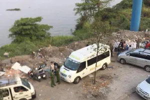 Tìm thấy thi thể vợ chồng bị lật xuồng trên sông Đồng Nai