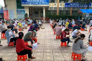 Đồng Nai: Hàng chục ngàn người dân, công nhân đi tiêm vaccine Sinopharm