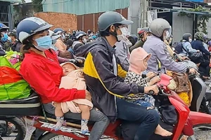 Đồng Nai: Hơn 13.500 công nhân ở vùng xanh được đi làm về hàng ngày