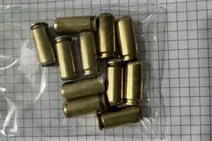 Hỗn chiến, nổ súng liên tiếp ngay cửa siêu thị BigC ở TP Biên Hòa