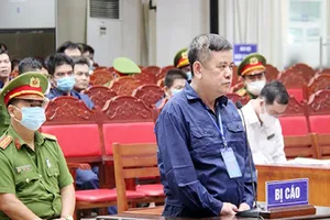 Cán bộ Cục Điều tra chống buôn lậu bị 'gục' trước 'đạn bọc đường' của trùm buôn lậu như thế nào?