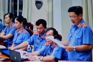 Viện kiểm sát: Hành vi buôn lậu gần 200 triệu lít xăng là đặc biệt nguy hiểm cho xã hội