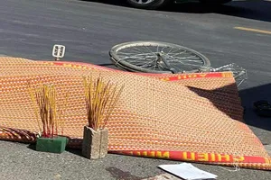 2 học sinh bị xe ben tông thương vong trên đường đến trường