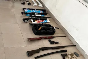 Bắt nhóm chế tạo súng, thu giữ 14 khẩu và hàng trăm viên đạn