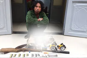 Vây bắt người đàn ông dùng súng bắn thú rừng trong Vườn Quốc gia Cát Tiên