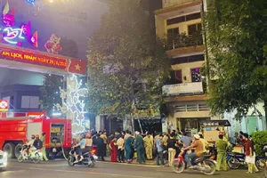 Bị thiêu chết khi đốt nhà người tình