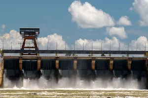 Nước dâng cao, thủy điện Trị An sẽ xả tràn 