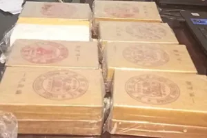 Trinh sát Đồng Nai mật phục vây bắt thanh niên vận chuyển 16 bánh ma túy 