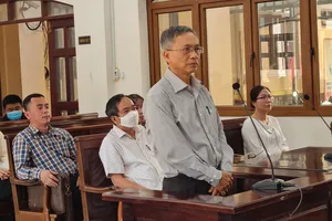 Cựu giám đốc ngân hàng hầu tòa vụ 6 quỹ tín dụng vỡ nợ, thiệt hại 1.350 tỉ đồng