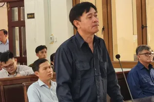 Vụ cấp 2,5 ha đất công cho tư nhân: Nhiều chữ ký giả trong hồ sơ xin cấp sổ