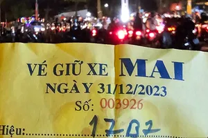 Bãi giữ xe 'chặt chém' trong đêm Countdown ở Đồng Nai