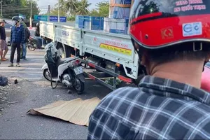 Một phụ nữ bị xe tải cán tử vong ngay cạnh trạm thu phí BOT 