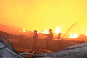 Toàn cảnh vụ cháy Công ty Singmark Vina ở Đồng Nai 