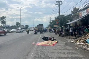 Đồng Nai: Cô gái trẻ tử nạn thương tâm trên Quốc lộ 51