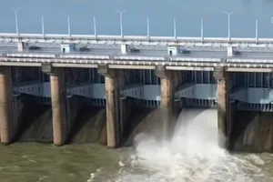 Thủy điện Trị An tiếp tục xả lũ đập tràn