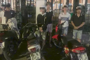 Tổ công tác 161 Đồng Nai xử lý nghiêm thanh thiếu niên chạy xe lạng lách 