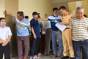 CSGT Đồng Nai khuyến cáo người dân khi làm thủ tục cấp, đổi giấy phép lái xe