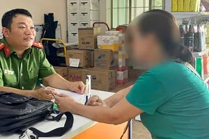 1 phụ nữ suýt bị lừa 60 triệu vì muốn nhận quà của bạn trai ‘Việt kiều’ quen qua mạng