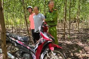 Đồng Nai: Bắt giữ nghi can cướp giật 40 tờ vé số 