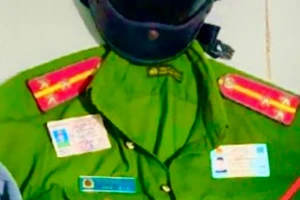 Giả danh công an lấy tiền học sinh và giữ người tại khách sạn 