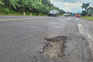Đắk Nông: Cần sớm sửa đường Hồ Chí Minh đoạn qua huyện Cư Jút, Đắk Mil 