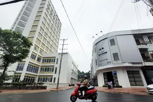 Bất thường tên đường xuất hiện giữa dự án thương mại 