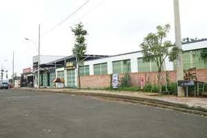 Xác định người chỉ đạo xây tường trước nhà dân để giải quyết tranh chấp ở Đắk Nông