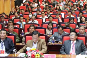 Chủ tịch tỉnh Đắk Nông đối thoại với nông dân