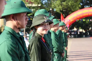 Đắk Lắk: 3 nữ công dân viết đơn tình nguyện nhập ngũ