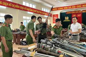 Trong 40 ngày, Công an Đắk Lắk thu hồi 4.576 vũ khí các loại