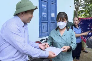 Đắk Nông hỗ trợ tiền cho người dân vùng bị ngập lụt 