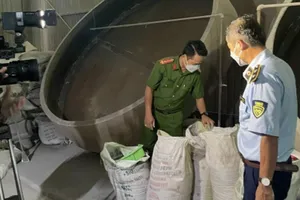 Phạt 1 cơ sở kinh doanh phân bón không có quyết định công nhận lưu hành