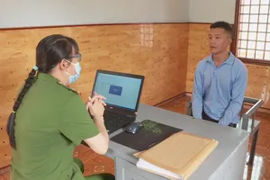 Dùng gậy bằng kim loại đánh chết người, 2 người đàn ông bị bắt