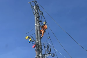 Điện lực Đắk Lắk lý giải tiền điện nhiều hộ dân tăng 'phi mã'.