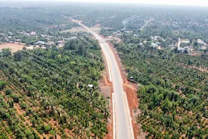 Đề nghị Đắk Lắk triển khai dự án đường Hồ Chí Minh vì chậm tiến độ