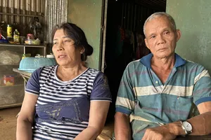 Đắk Nông: Cả vợ chồng được đình chỉ điều tra bị can sau 8 năm khổ hạnh