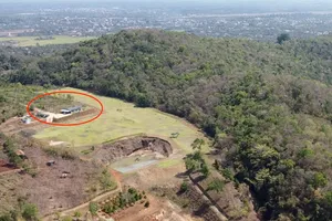 Vụ chủ công trình trái phép nuôi nhiều chó dữ: Hoãn cưỡng chế để rà soát thủ tục