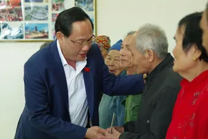 Phó Chủ tịch Quốc hội Trần Quang Phương thăm, chúc tết tại Đắk Nông