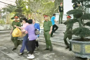 Huỷ bản án vụ ngăn người quay clip thành cướp tài sản