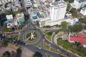 Đắk Lắk: Kiên quyết giữ chân cán bộ có năng lực công tác